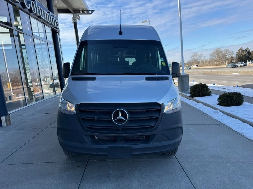 2024 Mercedes-Benz VS30 Sprinter - Image 2 of 12