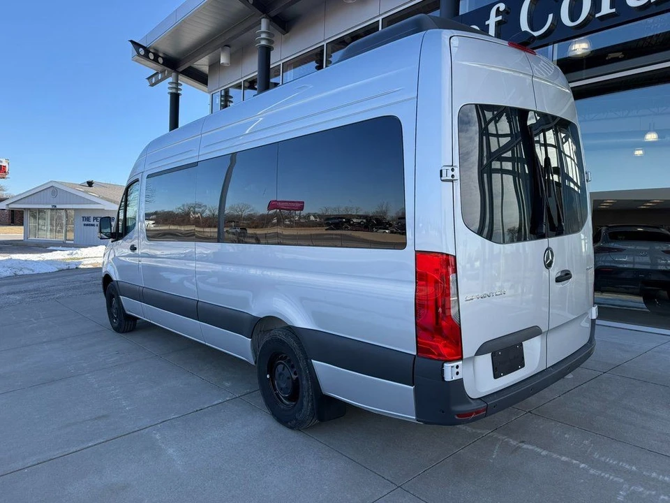 2024 Mercedes-Benz VS30 Sprinter - Image 7 of 21