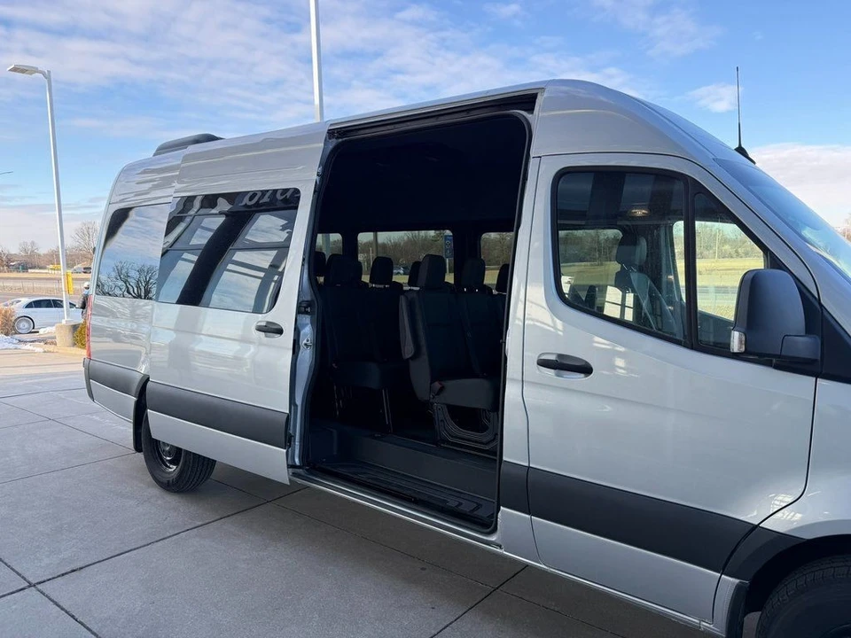 2024 Mercedes-Benz VS30 Sprinter - Image 19 of 21