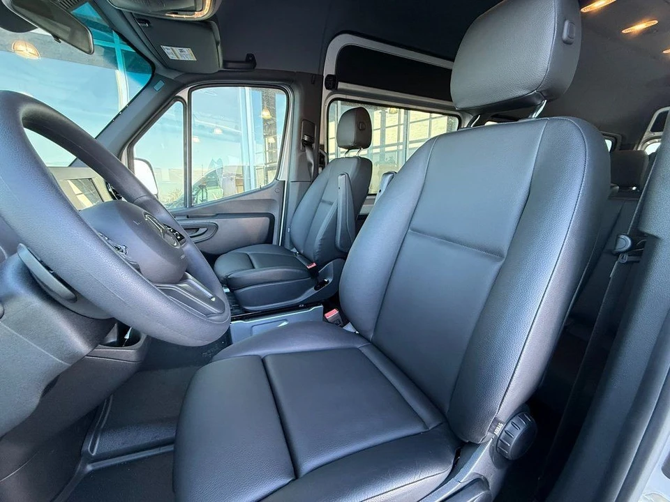 2024 Mercedes-Benz VS30 Sprinter - Image 11 of 21