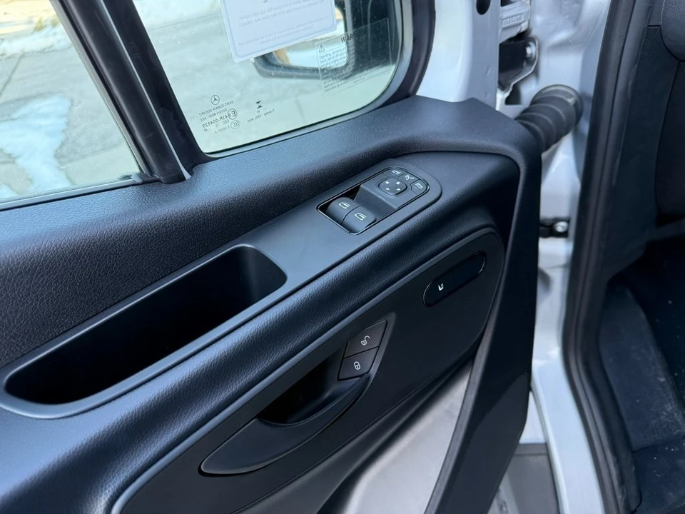2024 Mercedes-Benz VS30 Sprinter - Image 10 of 12