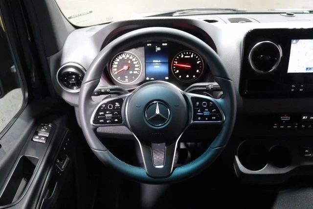 2024 Mercedes-Benz VS30 Sprinter - Image 4 of 12