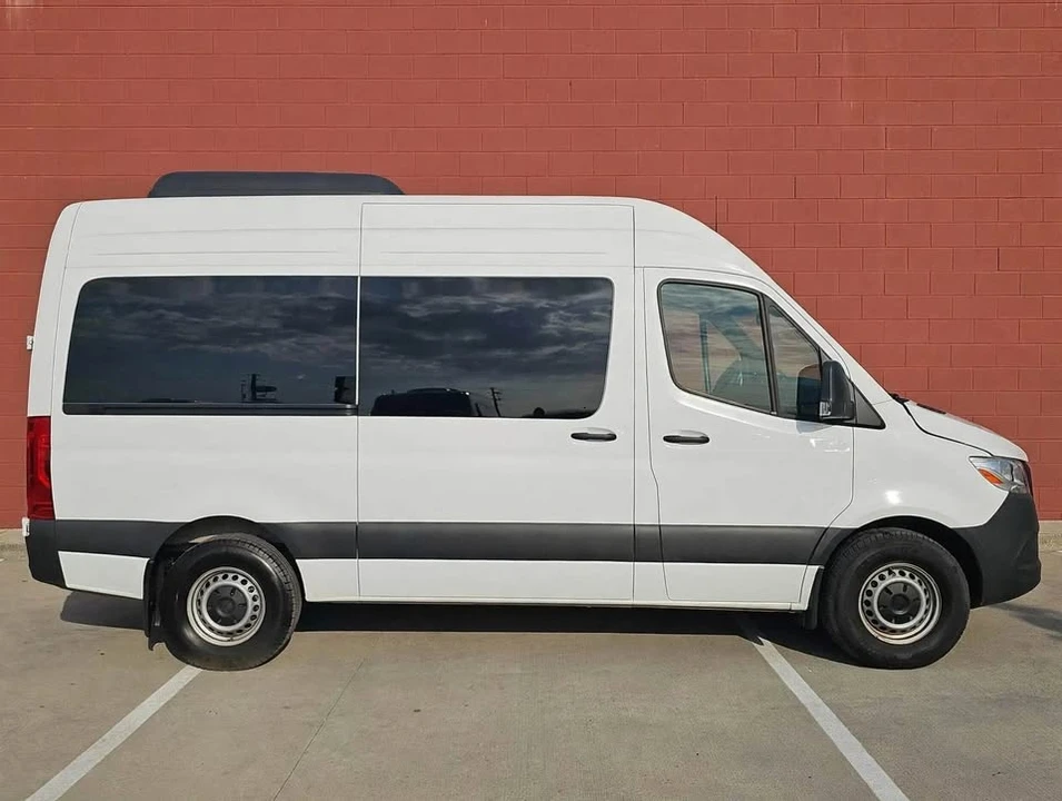 2024 Mercedes-Benz VS30 Sprinter - Image 5 of 17