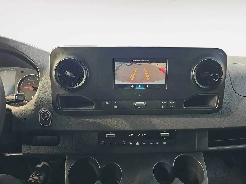 2024 Mercedes-Benz VS30 Sprinter - Image 9 of 17
