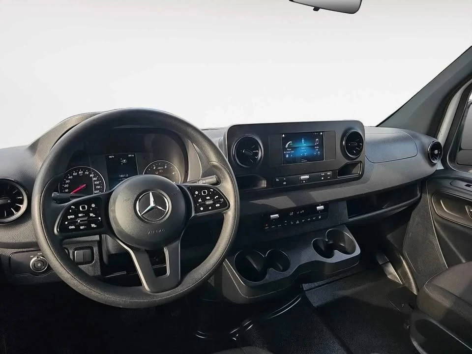 2024 Mercedes-Benz VS30 Sprinter - Image 8 of 17