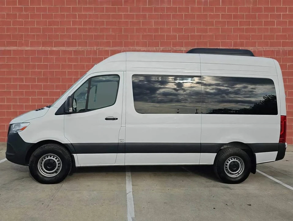 2024 Mercedes-Benz VS30 Sprinter - Image 4 of 17