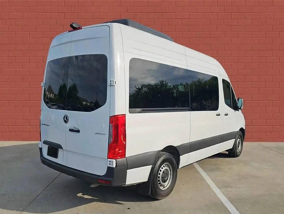 2024 Mercedes-Benz VS30 Sprinter - Image 6 of 17