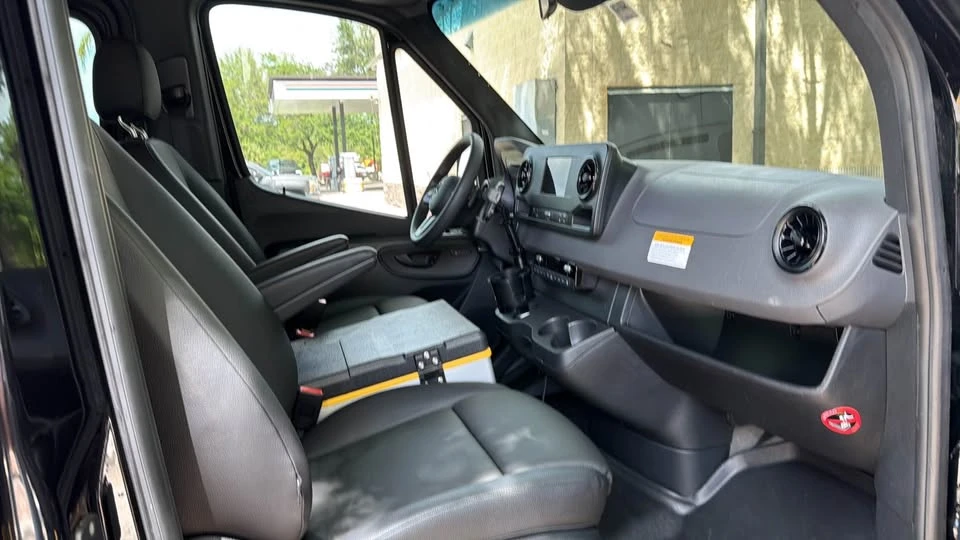 2024 Mercedes-Benz VS30 Sprinter - Image 14 of 20