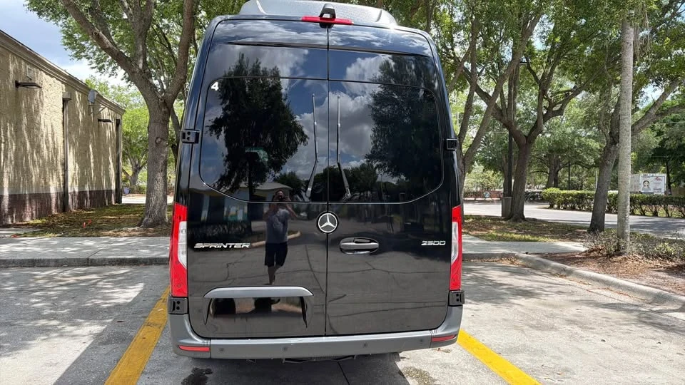 2024 Mercedes-Benz VS30 Sprinter - Image 3 of 20