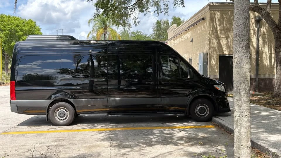 2024 Mercedes-Benz VS30 Sprinter - Image 8 of 20