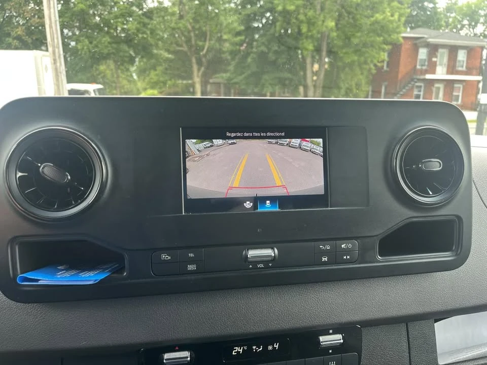 2024 Mercedes-Benz VS30 Sprinter - Image 15 of 20