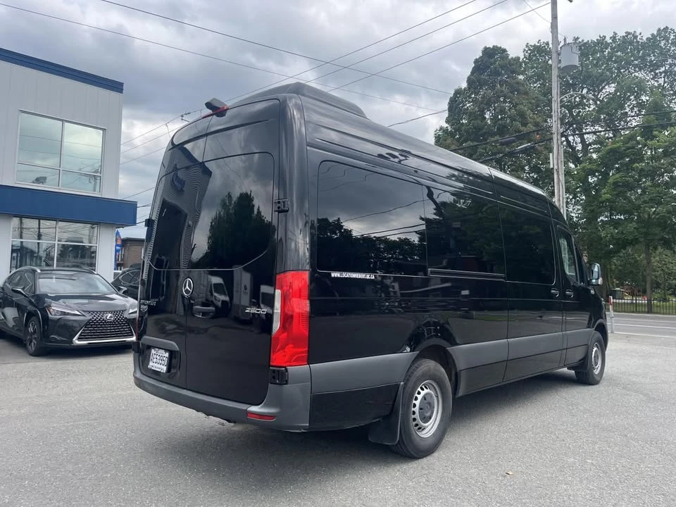 2024 Mercedes-Benz VS30 Sprinter - Image 8 of 20