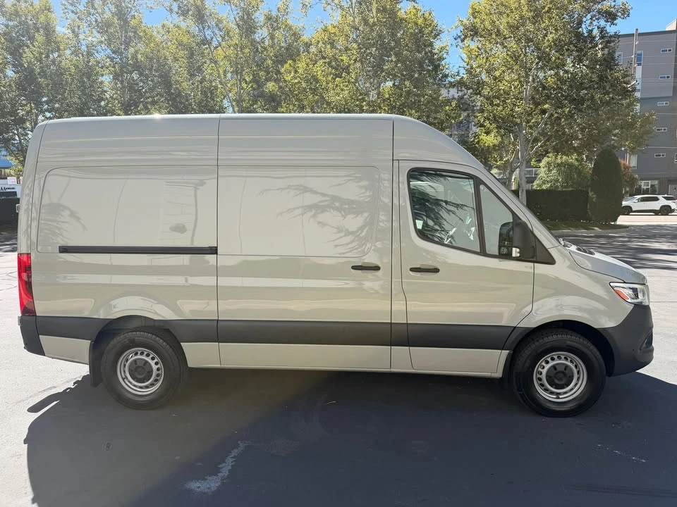 2024 Mercedes-Benz VS30 Sprinter - Image 4 of 20