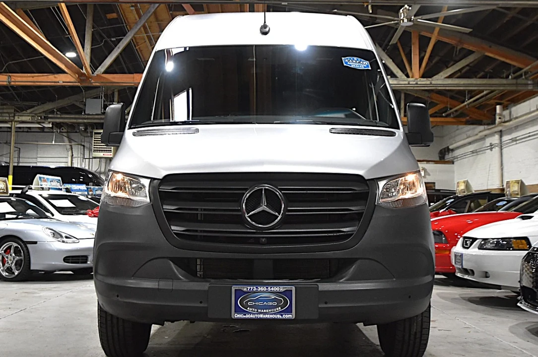 2024 Mercedes-Benz VS30 Sprinter - Image 2 of 12