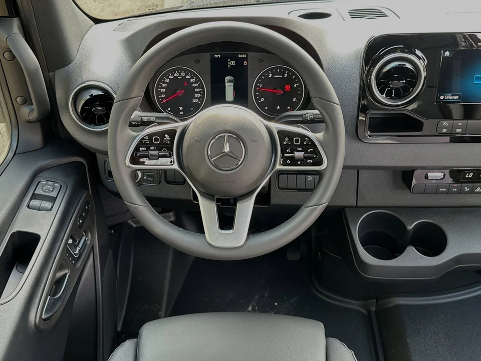 2024 Mercedes-Benz VS30 Sprinter - Image 13 of 21