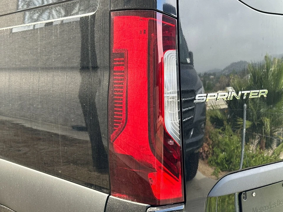 2024 Mercedes-Benz VS30 Sprinter - Image 4 of 21