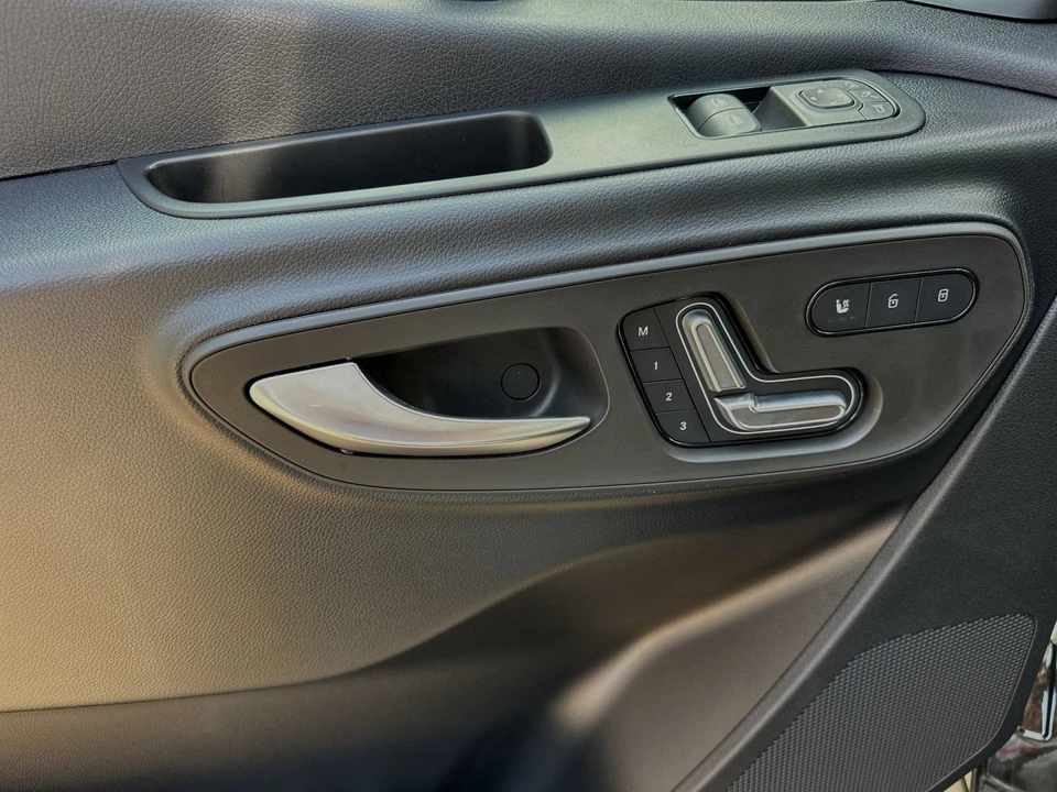 2024 Mercedes-Benz VS30 Sprinter - Image 10 of 21