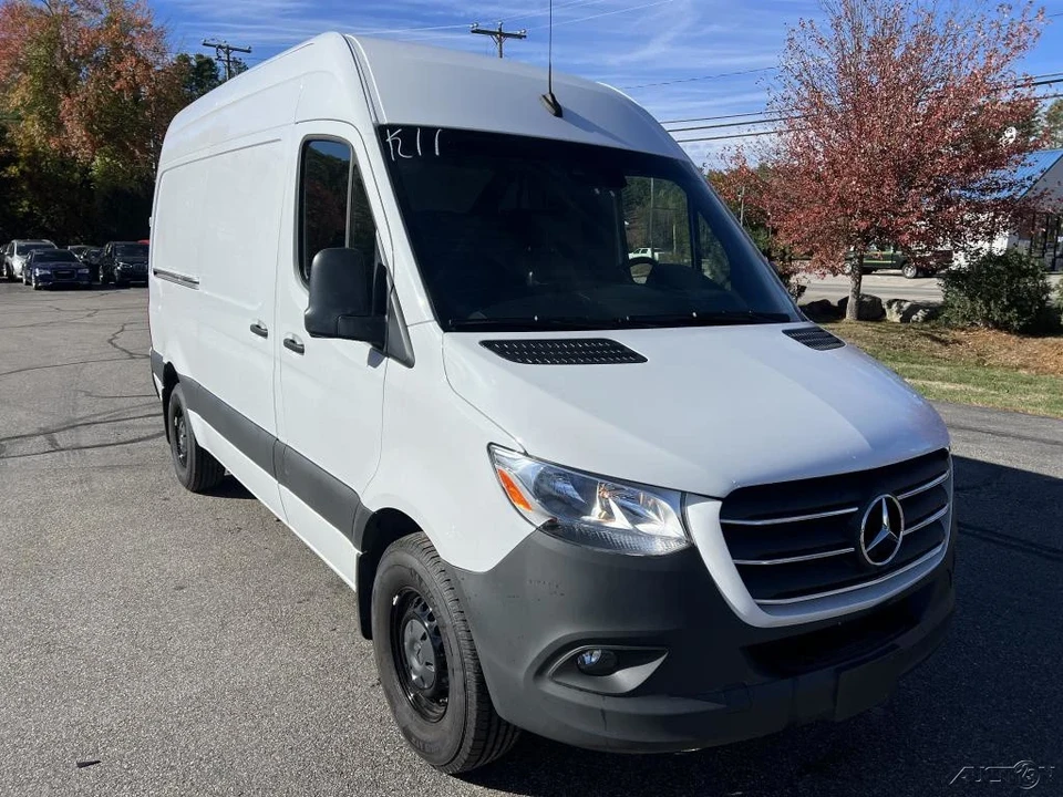 2024 Mercedes-Benz VS30 Sprinter - Image 9 of 12