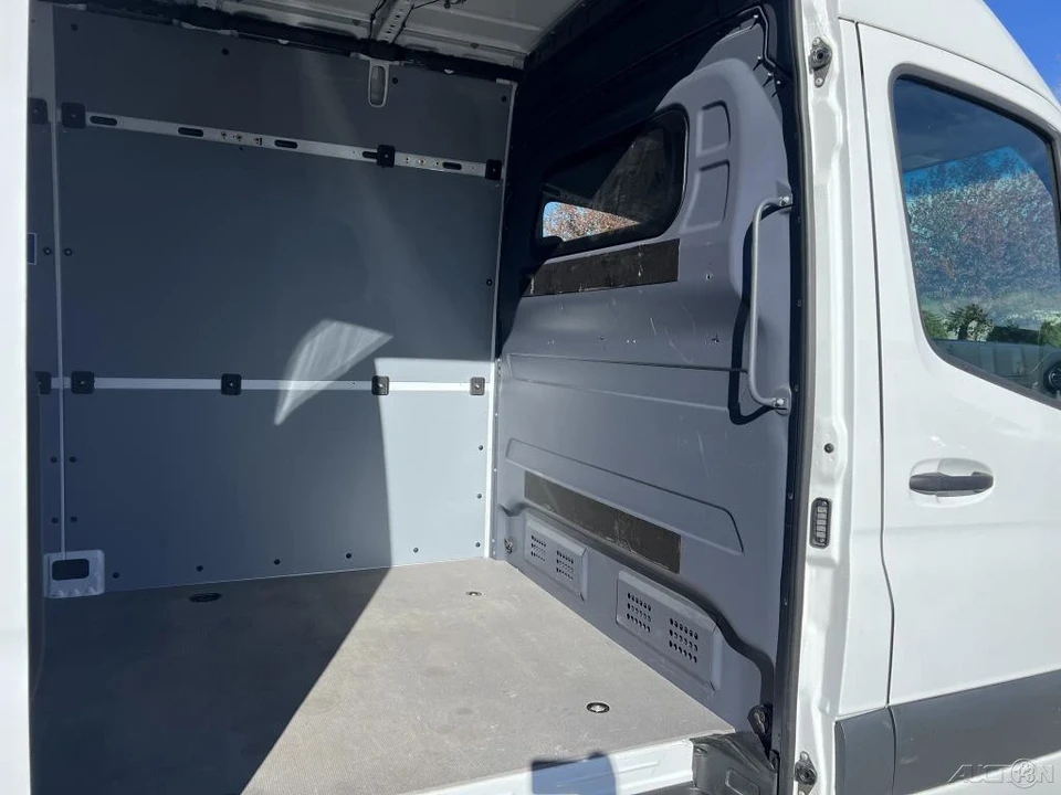 2024 Mercedes-Benz VS30 Sprinter - Image 12 of 12