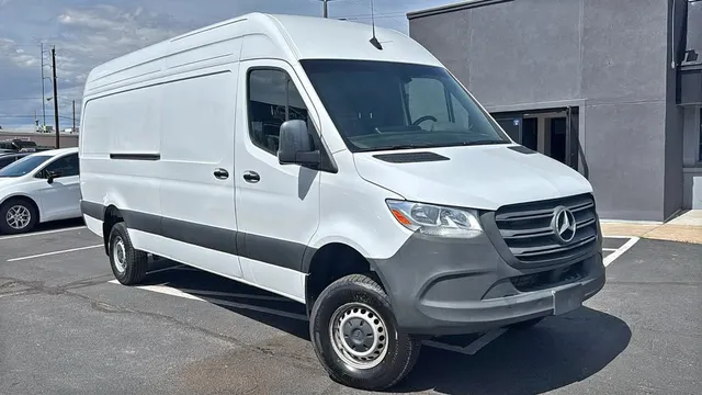 2024 Mercedes-Benz Sprinter 2500