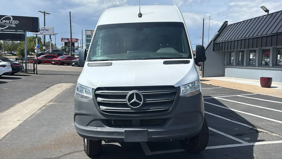 2024 Mercedes-Benz VS30 Sprinter - Image 8 of 20