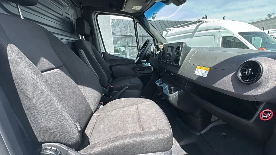 2024 Mercedes-Benz VS30 Sprinter - Image 17 of 20
