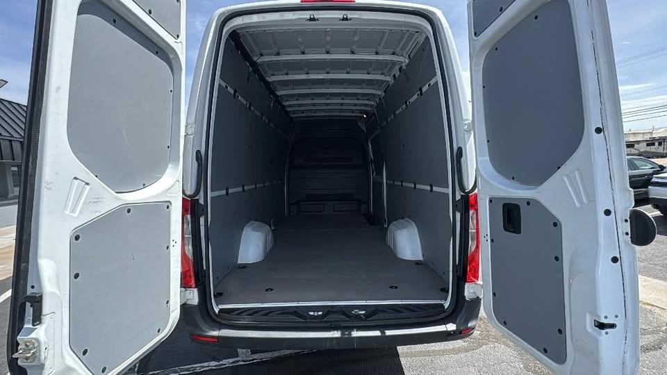 2024 Mercedes-Benz VS30 Sprinter - Image 13 of 20