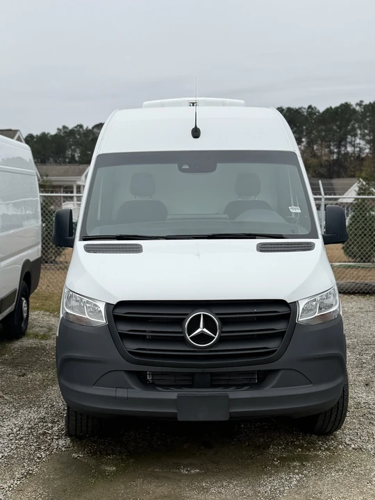 2024 Mercedes-Benz VS30 Sprinter - Image 2 of 7