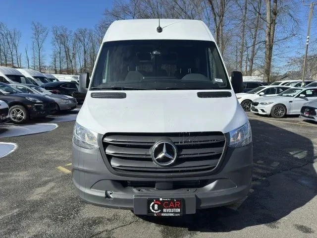 2024 Mercedes-Benz VS30 Sprinter - Image 2 of 12