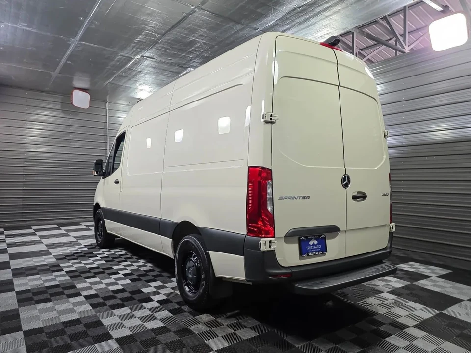 2024 Mercedes-Benz VS30 Sprinter - Image 7 of 12