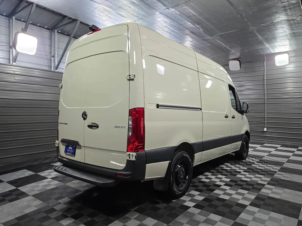 2024 Mercedes-Benz VS30 Sprinter - Image 5 of 12