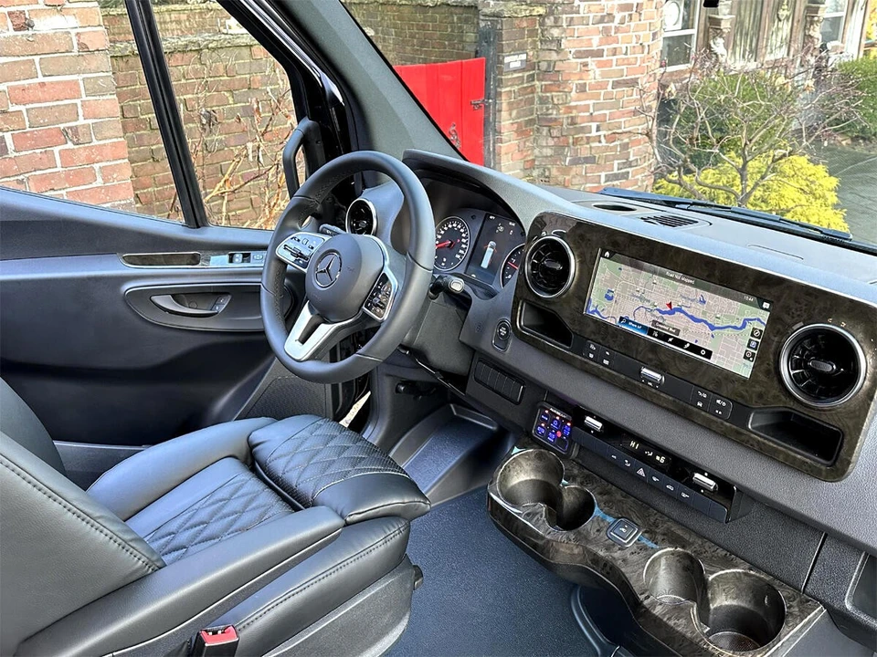 2024 Mercedes-Benz VS30 Sprinter - Image 14 of 21