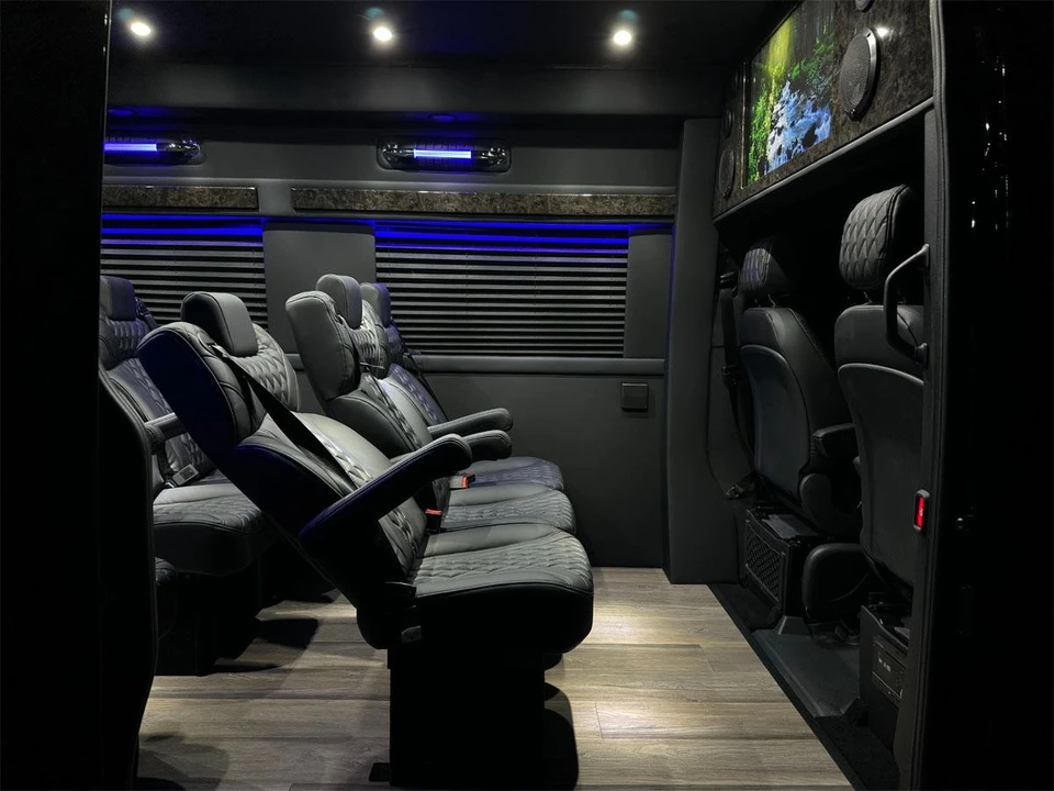 2024 Mercedes-Benz VS30 Sprinter - Image 11 of 21