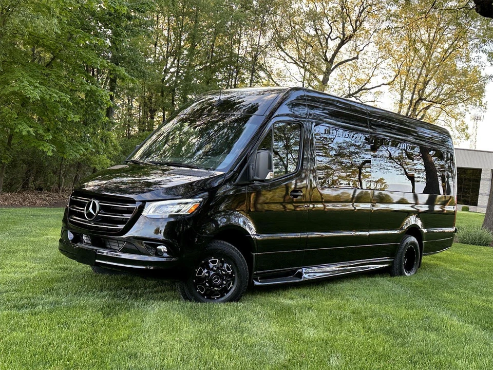 2024 Mercedes-Benz VS30 Sprinter - Image 10 of 21