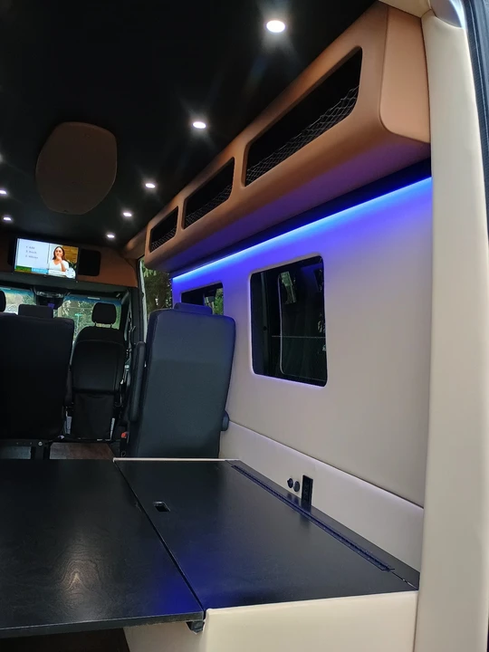 2024 Mercedes-Benz VS30 Sprinter - Image 16 of 21
