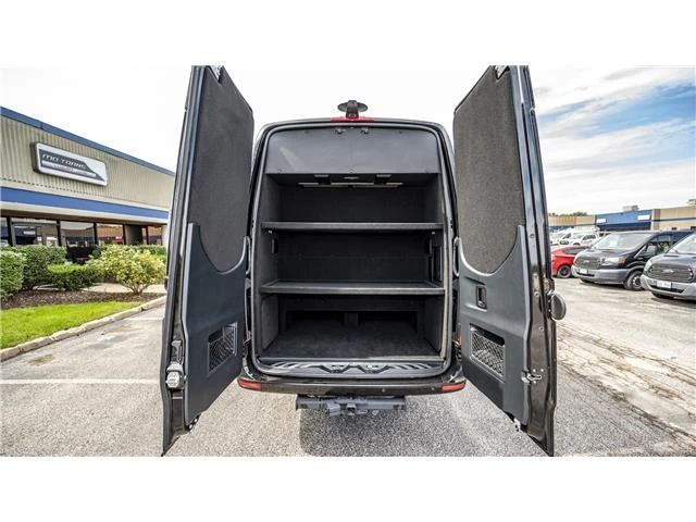 2024 Mercedes-Benz VS30 Sprinter - Image 14 of 21