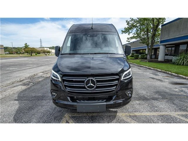 2024 Mercedes-Benz VS30 Sprinter - Image 10 of 21