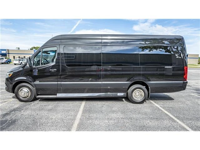 2024 Mercedes-Benz VS30 Sprinter - Image 8 of 21