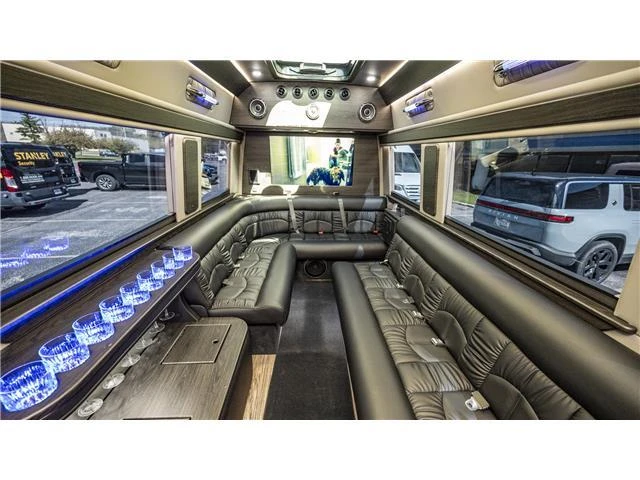 2024 Mercedes-Benz VS30 Sprinter - Image 15 of 21