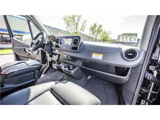 2024 Mercedes-Benz VS30 Sprinter - Image 18 of 21