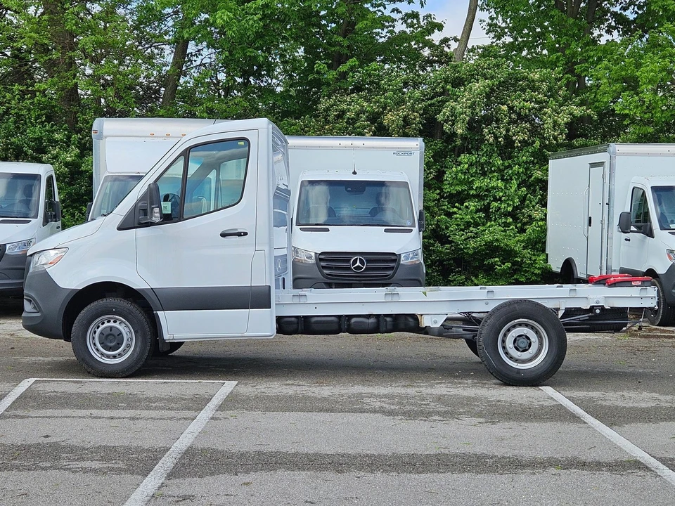 2024 Mercedes-Benz VS30 Sprinter - Image 4 of 12