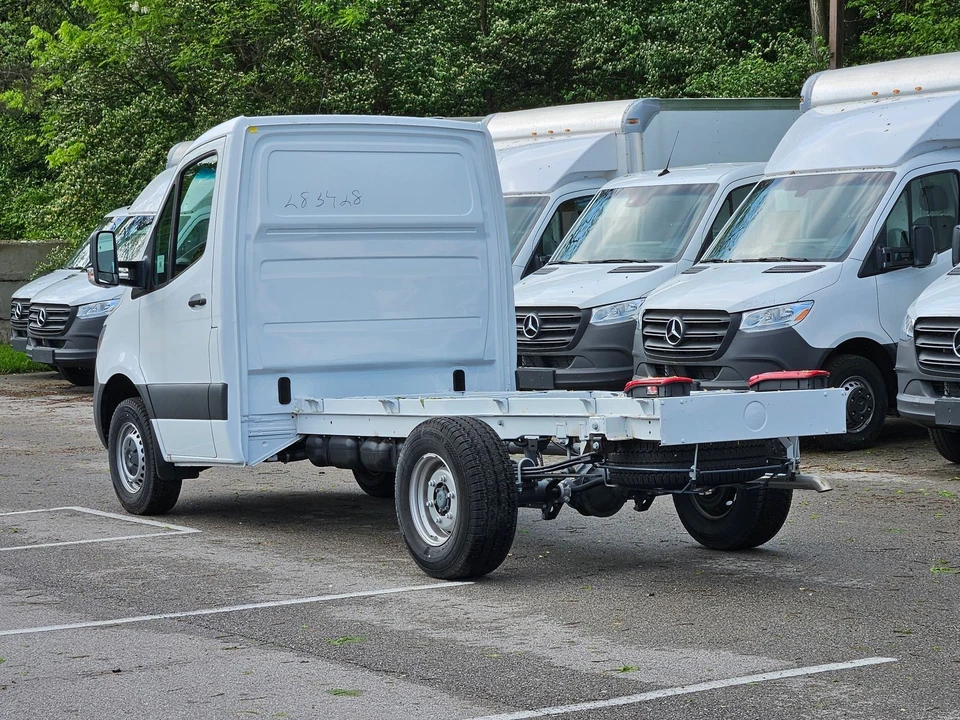 2024 Mercedes-Benz VS30 Sprinter - Image 5 of 12