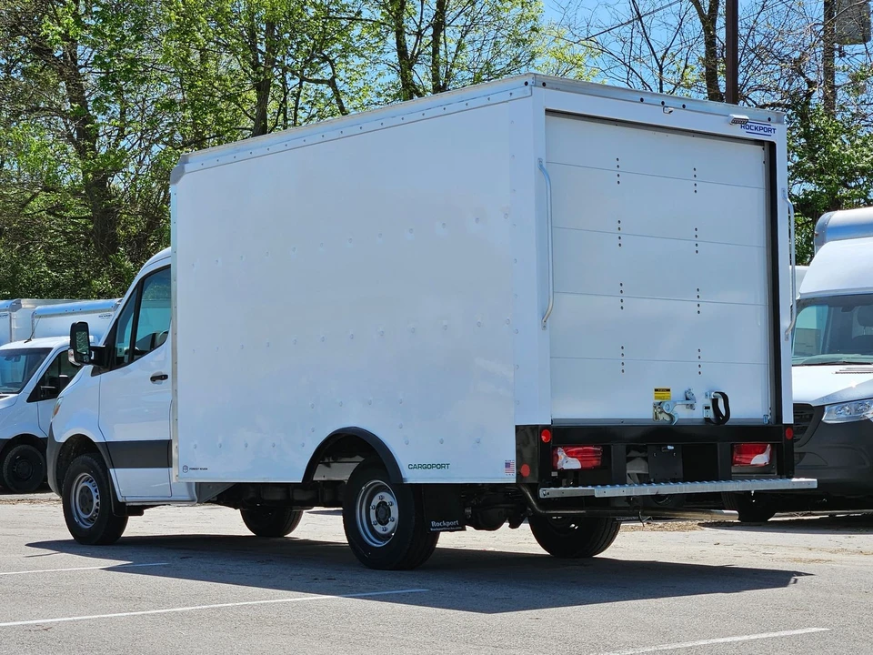 2024 Mercedes-Benz VS30 Sprinter - Image 4 of 12