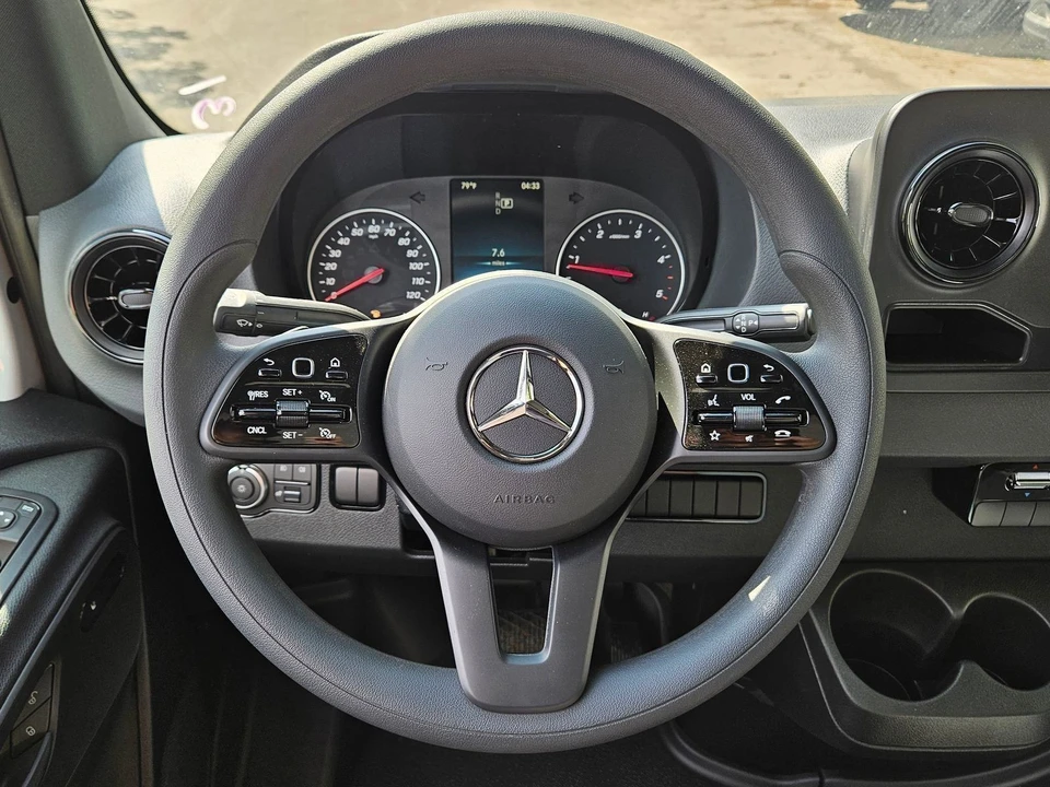 2024 Mercedes-Benz VS30 Sprinter - Image 14 of 21