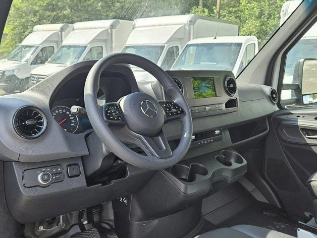2024 Mercedes-Benz VS30 Sprinter - Image 13 of 21