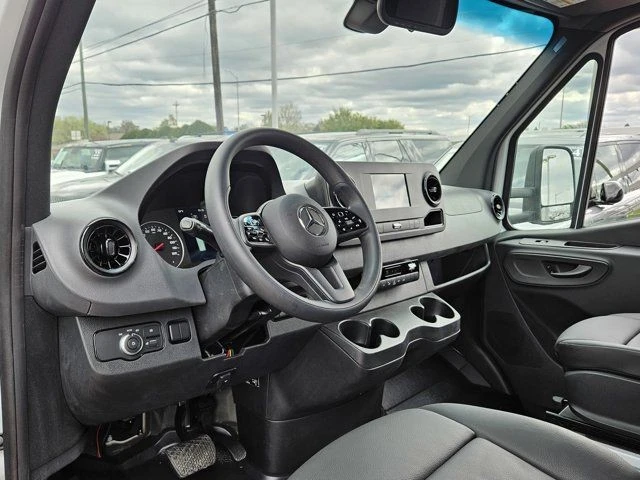 2024 Mercedes-Benz VS30 Sprinter - Image 12 of 12