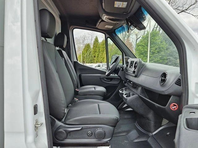 2024 Mercedes-Benz VS30 Sprinter - Image 13 of 21
