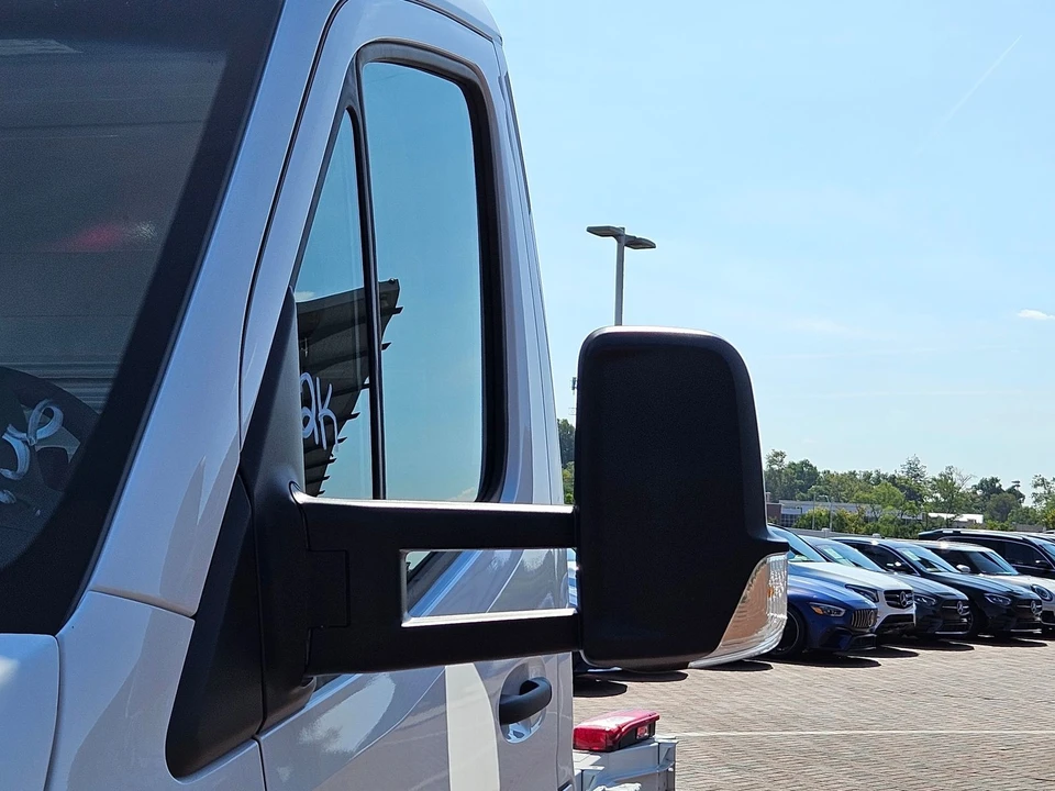 2024 Mercedes-Benz VS30 Sprinter - Image 7 of 12