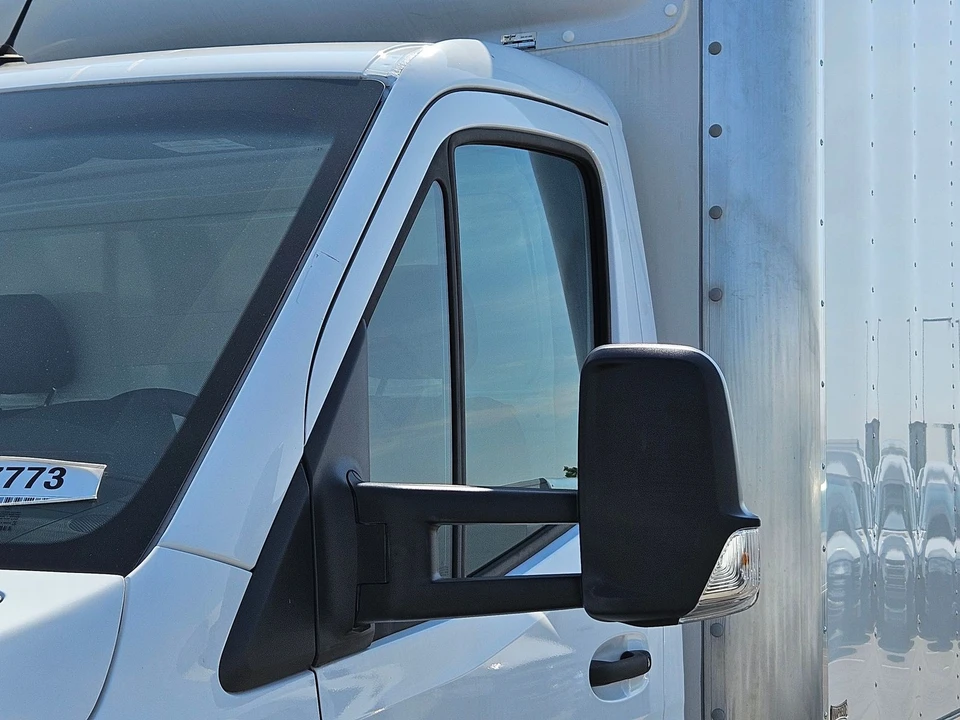 2024 Mercedes-Benz VS30 Sprinter - Image 8 of 12