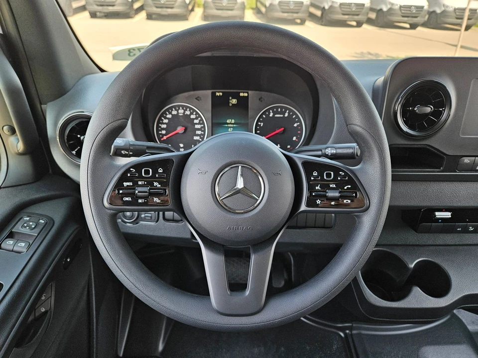 2024 Mercedes-Benz VS30 Sprinter - Image 12 of 12